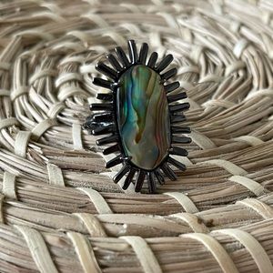 NWOT Kendra Scott Ownen Cocktail Ring